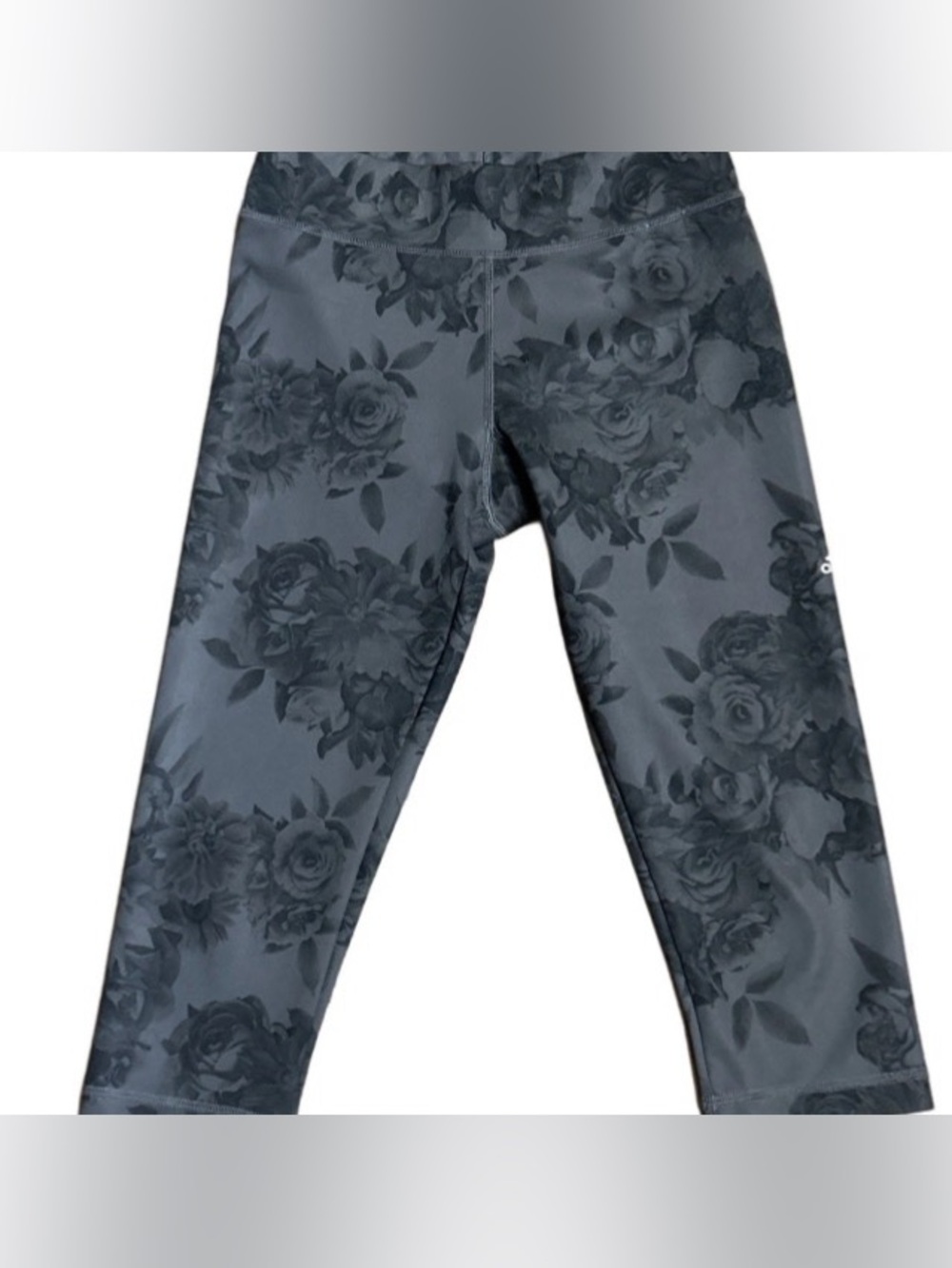Adidas Climalite Leggings Cropped Compression Training Pants Roses Women’s Small